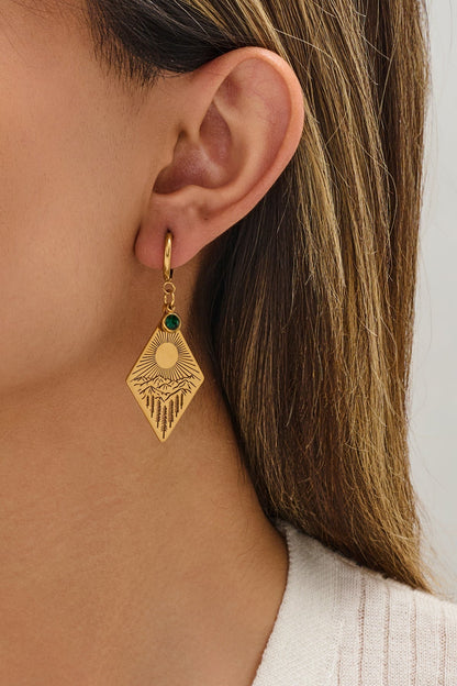 Zirve Işığı Küpe